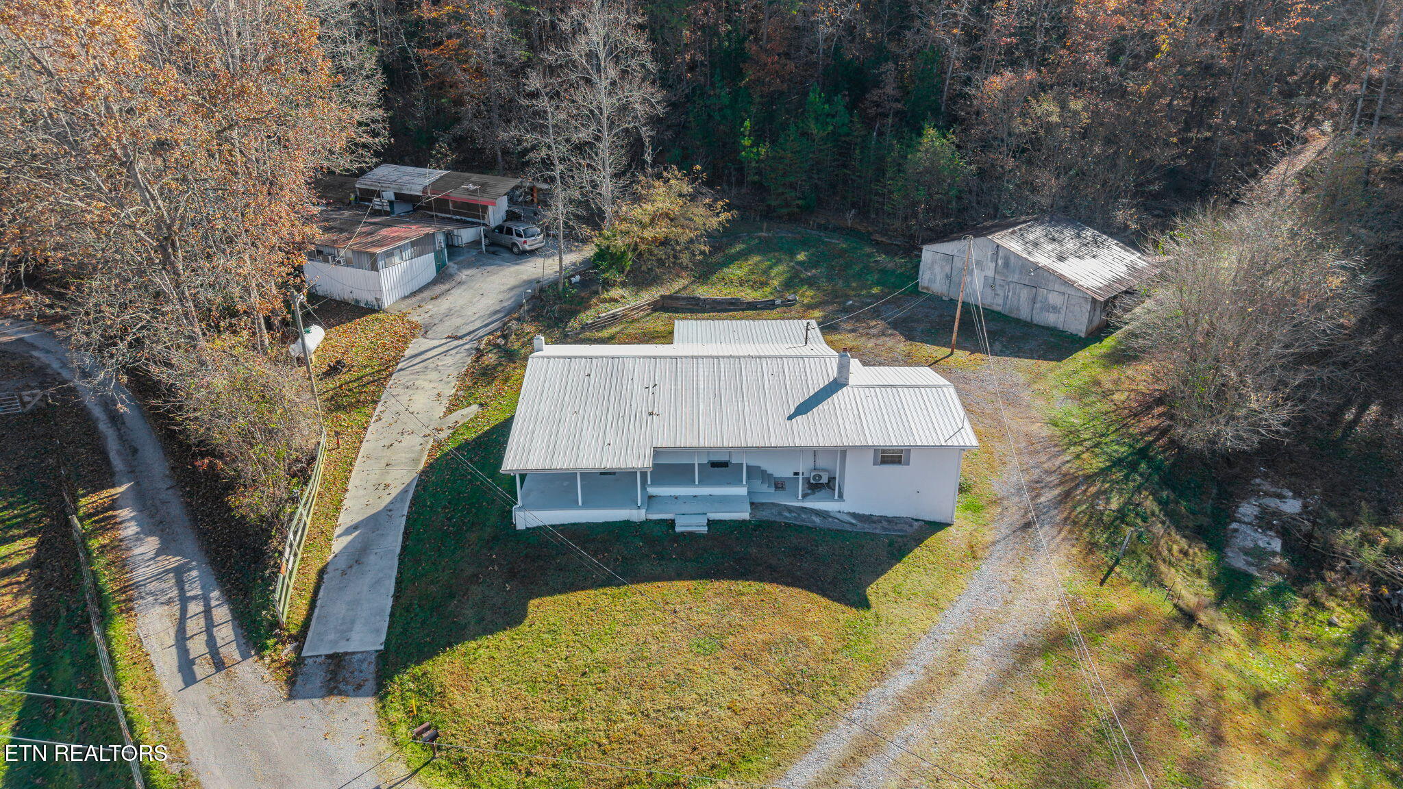 158 Stiles Road Madisonville, TN 37354 - Photo 22 of 25 17-web-or-mls-DJI_20251114102936_0472_D