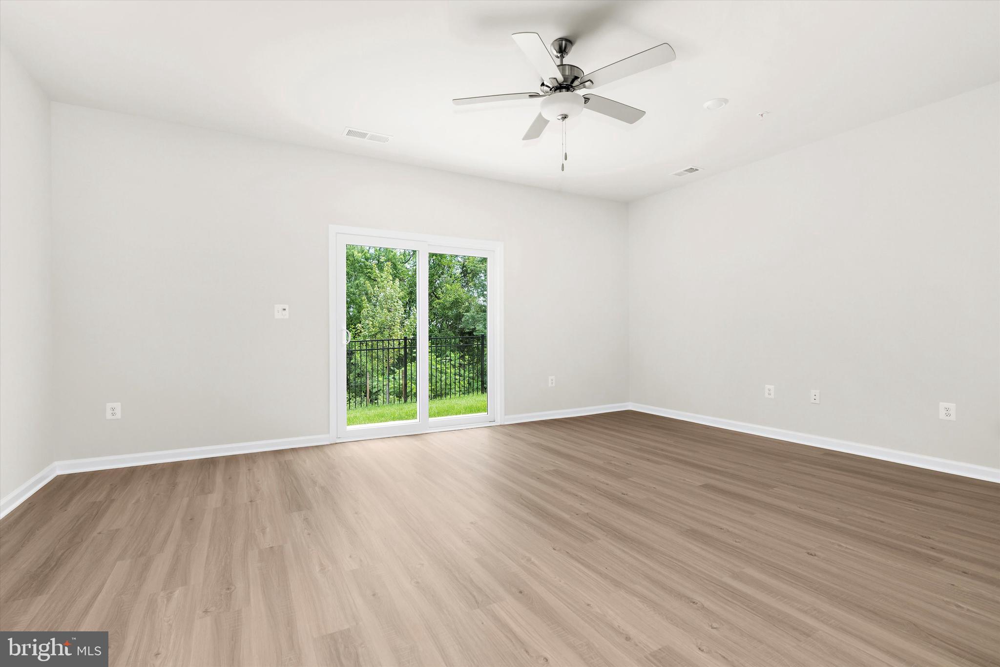 8143 Bartholomew Court Baltimore, MD 21206 - Photo 19 of 46 Living Room
