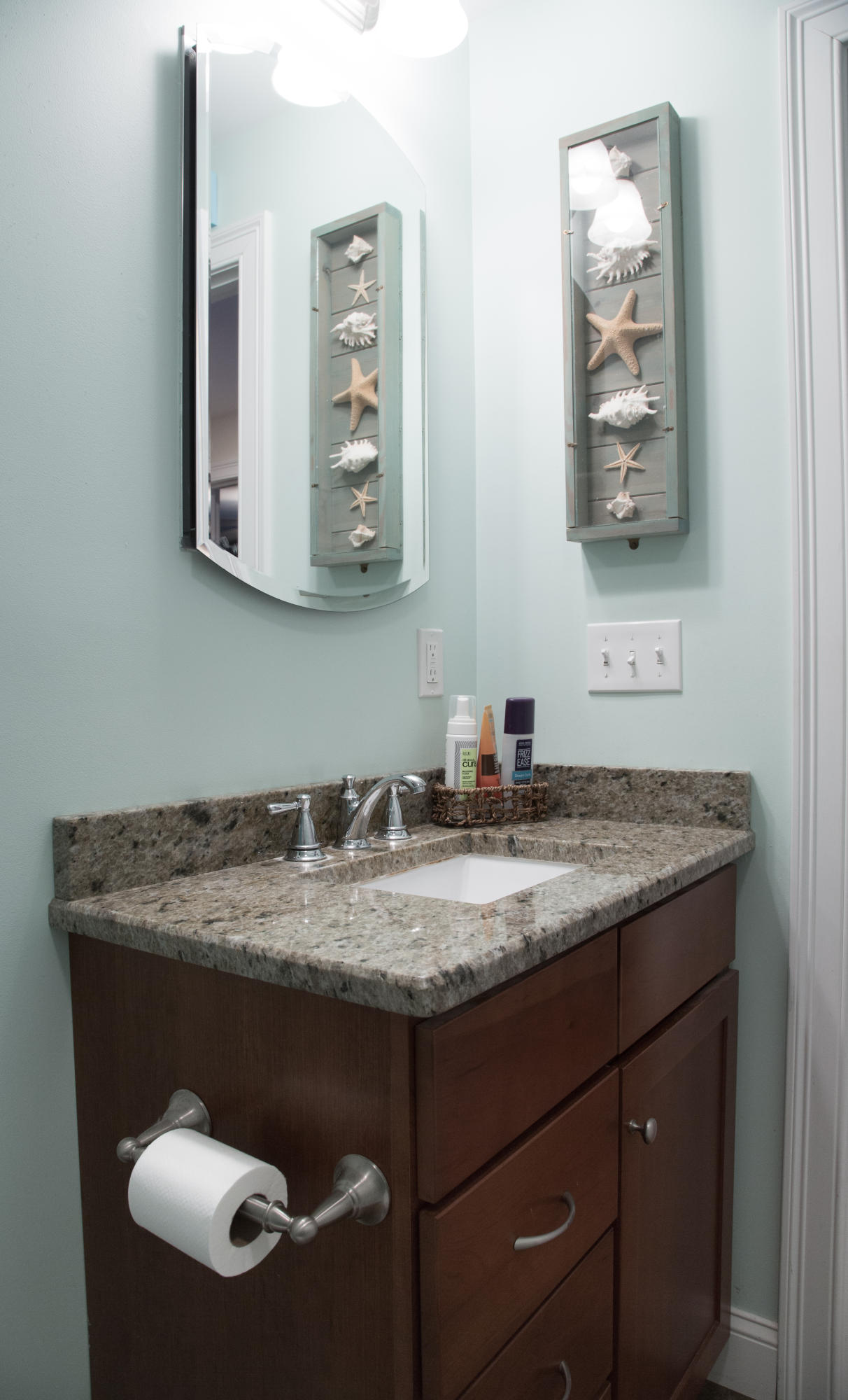 19 Berry Road Harrison, ME 04040 - Photo 14 of 20 Bathroom