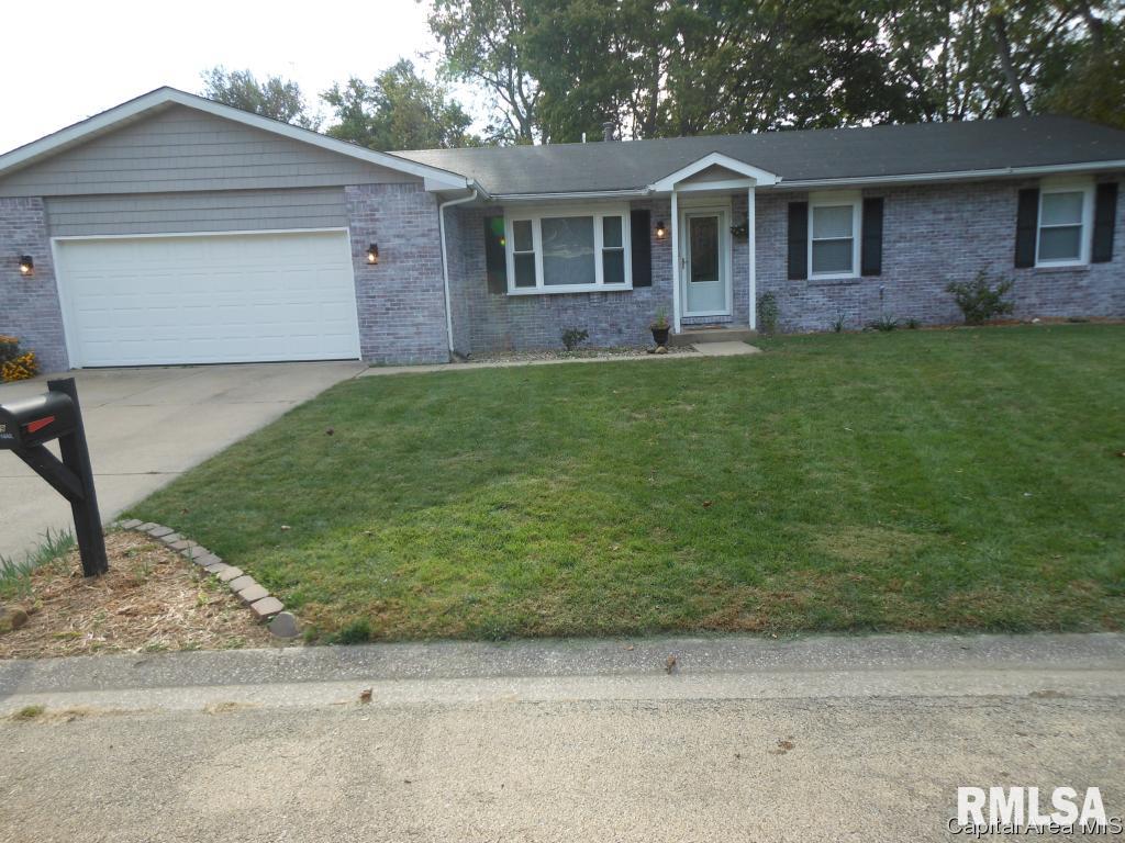 69 Ramblewood Road Chatham, IL 62629 - Photo 1 of 27 Gallery Image 1