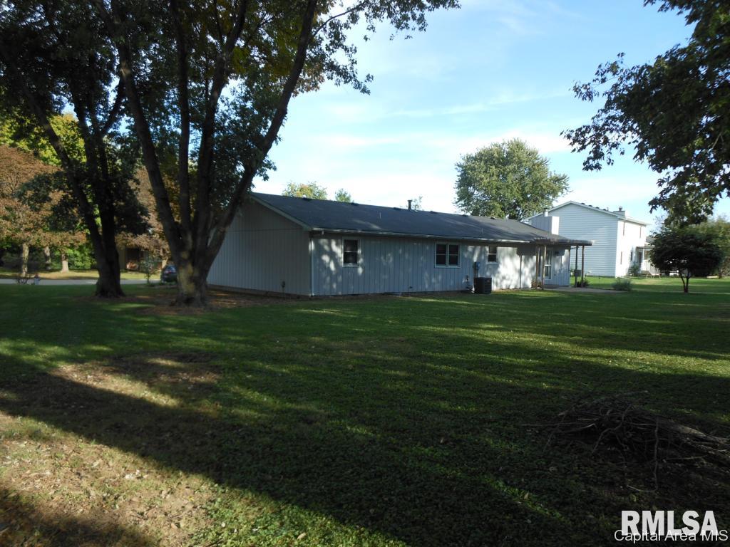 69 Ramblewood Road Chatham, IL 62629 - Photo 24 of 27 Gallery Image 24