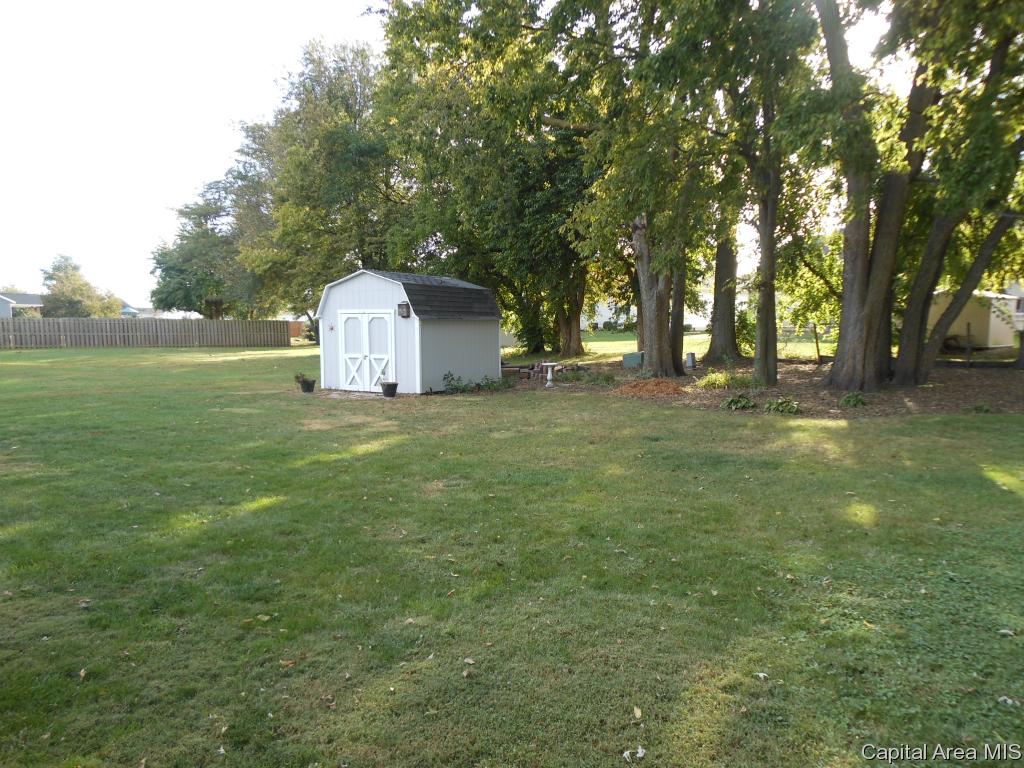 69 Ramblewood Road Chatham, IL 62629 - Photo 25 of 27 Gallery Image 25