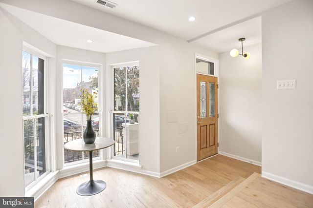 $1,600,000 | 1429 S Street Northwest, Washington, DC 20009