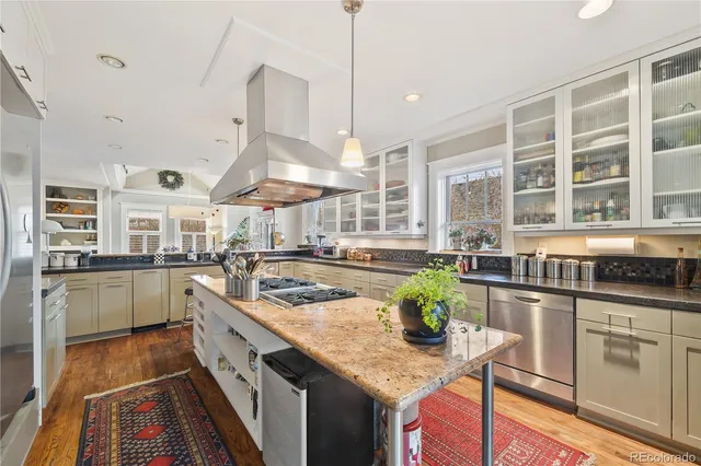 $905,000 | 939 Pearl Street, Unit C, Denver, CO 80203