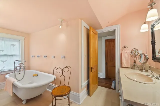 $905,000 | 939 Pearl Street, Unit C, Denver, CO 80203