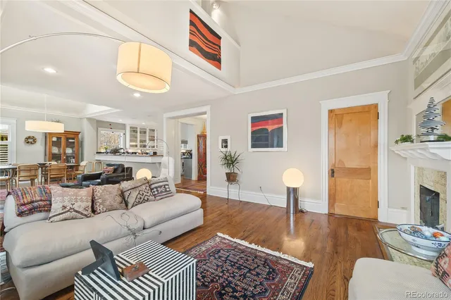 $905,000 | 939 Pearl Street, Unit C, Denver, CO 80203