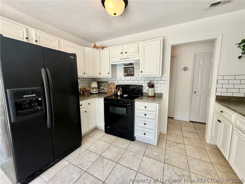 234 Pender Road Spring Lake, NC 28390 - Photo 14 of 39
