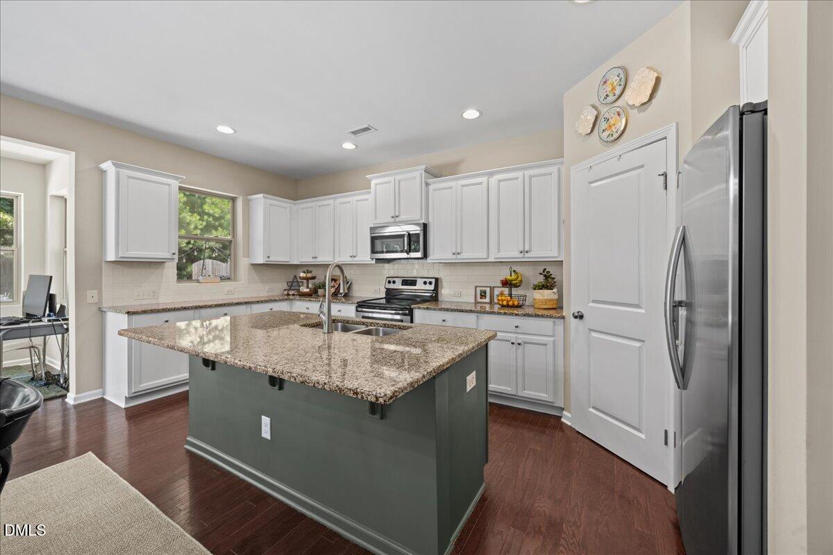 95 Beacon Way Garner, NC 27529 - Photo 15 of 33 29-2A1A9915