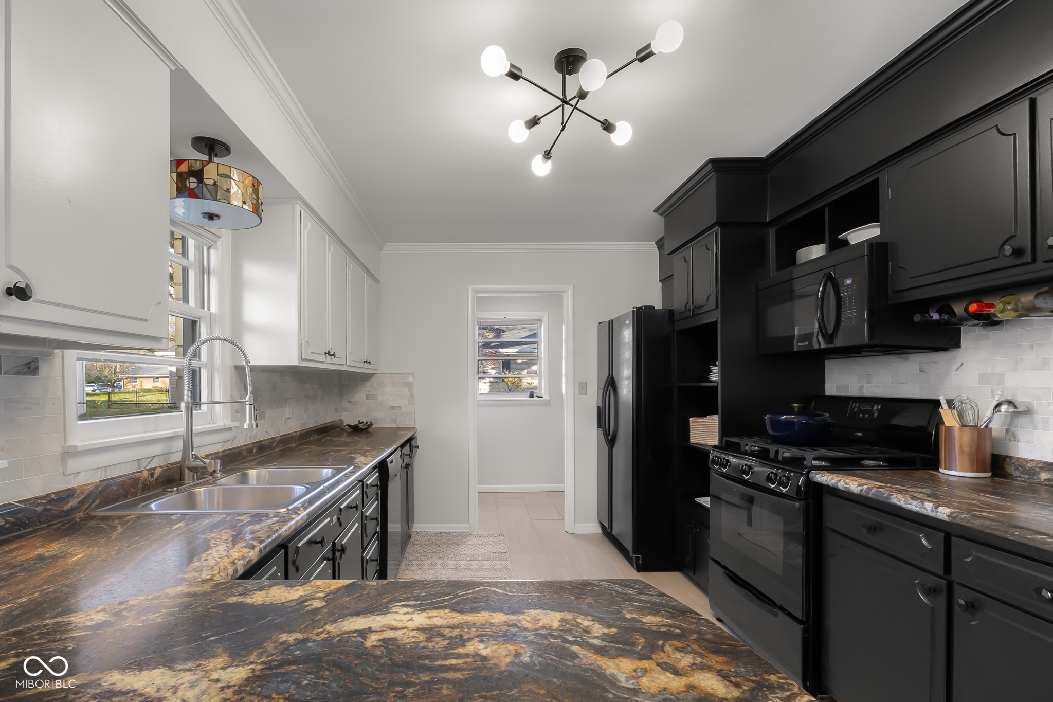 4230 River Road Columbus, IN 47203 - Photo 16 of 77 Gallery Image 16