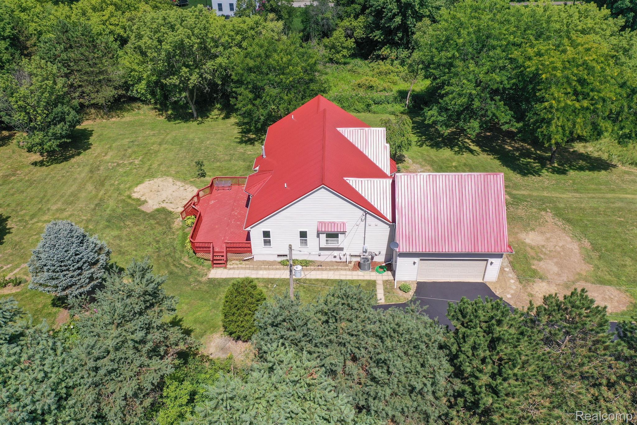 6939 Sanford Road Howell, MI 48855 - Photo 43 of 45 Gallery Image 43