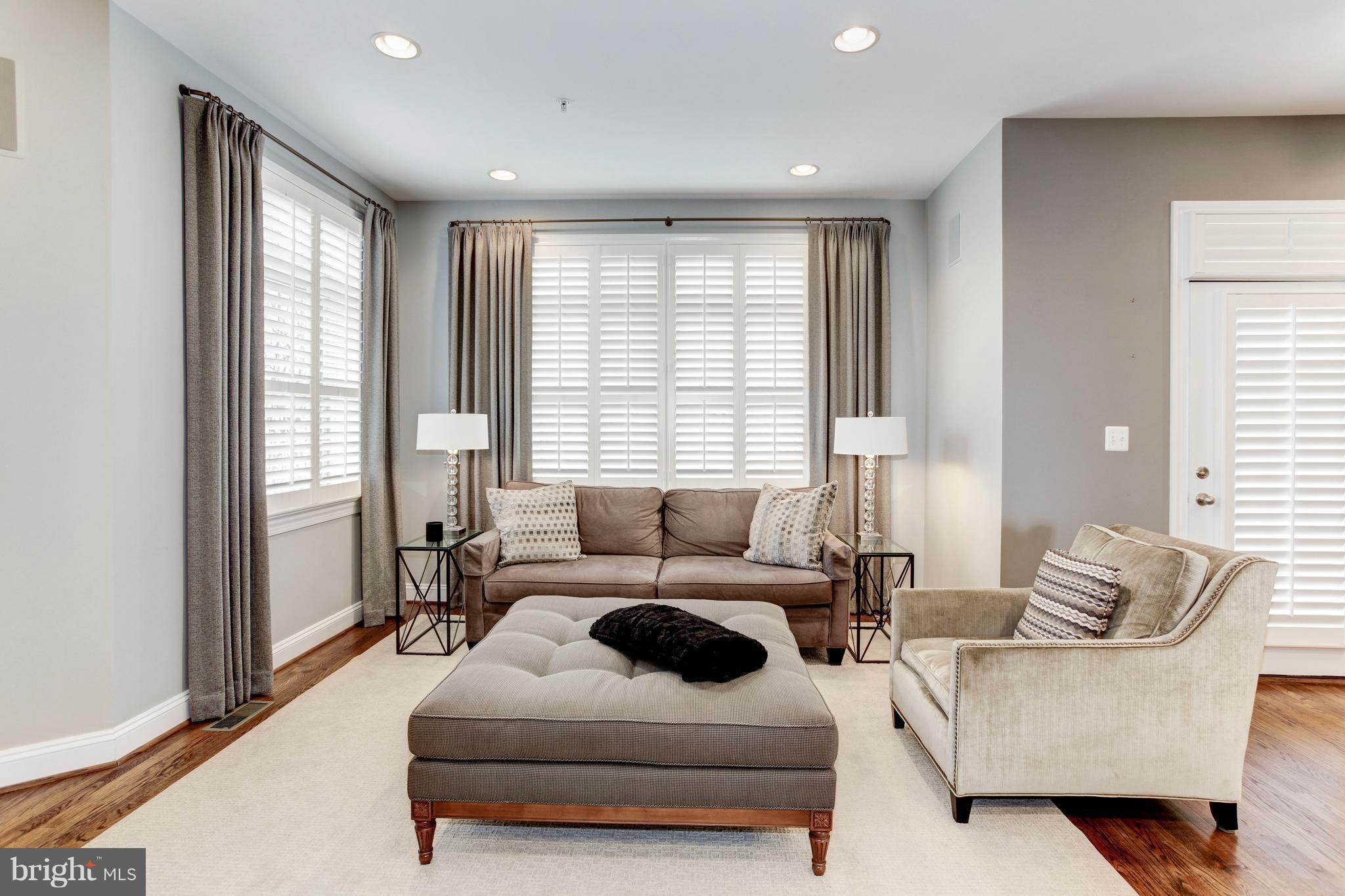 12090 Kinsley Place Reston, VA 20190 - Photo 15 of 30 Family Room