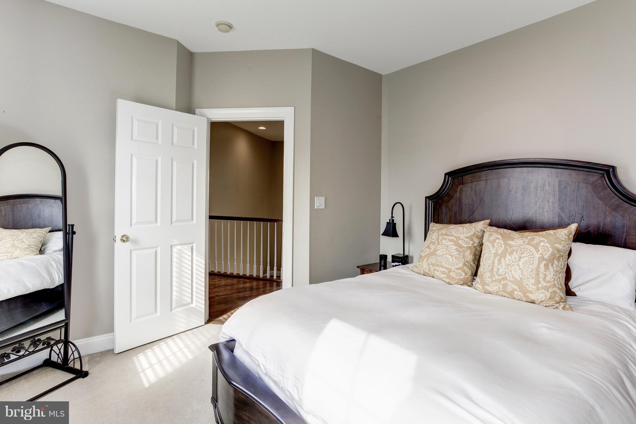 12090 Kinsley Place Reston, VA 20190 - Photo 25 of 30 Bedroom