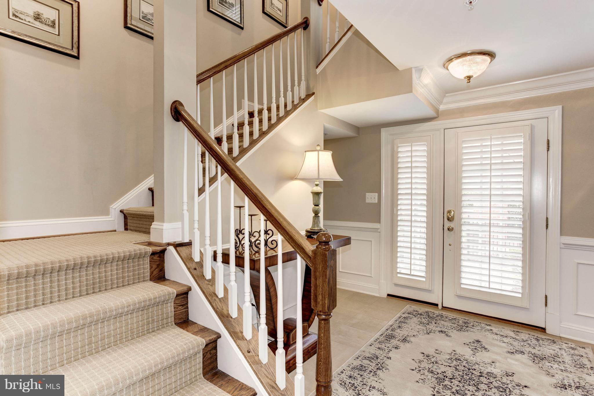 12090 Kinsley Place Reston, VA 20190 - Photo 4 of 30 Neutral Colors Throughout