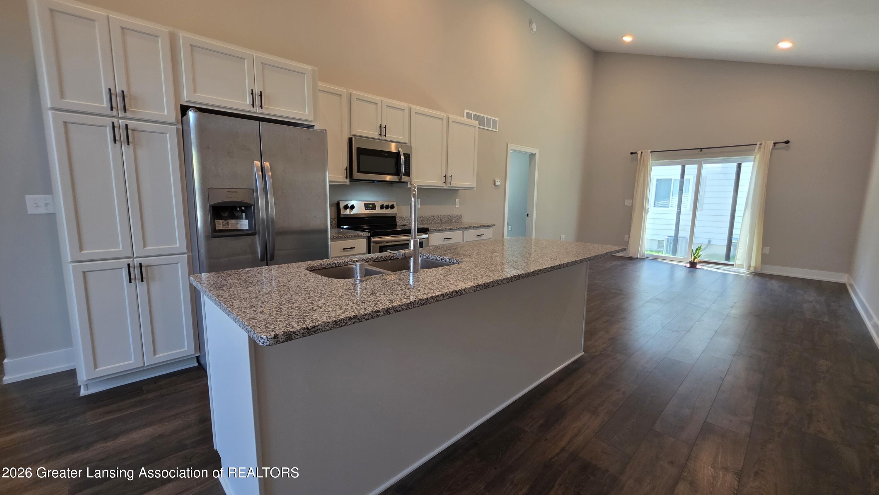 3217 Rice Court Lansing, MI 48911 - Photo 10 of 31 20260712_112143