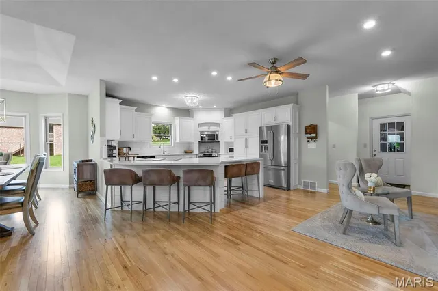 $649,900 | 471 Highway 61, Scott City, MO 63780