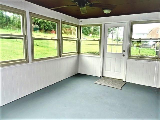 5388 Highgrove Road Pittsburgh, PA 15234 - Photo 17 of 25 Gallery Image 17