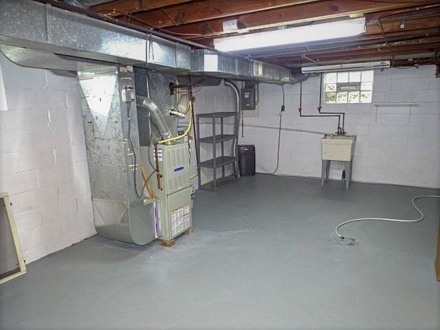 5388 Highgrove Road Pittsburgh, PA 15234 - Photo 24 of 25 Gallery Image 24