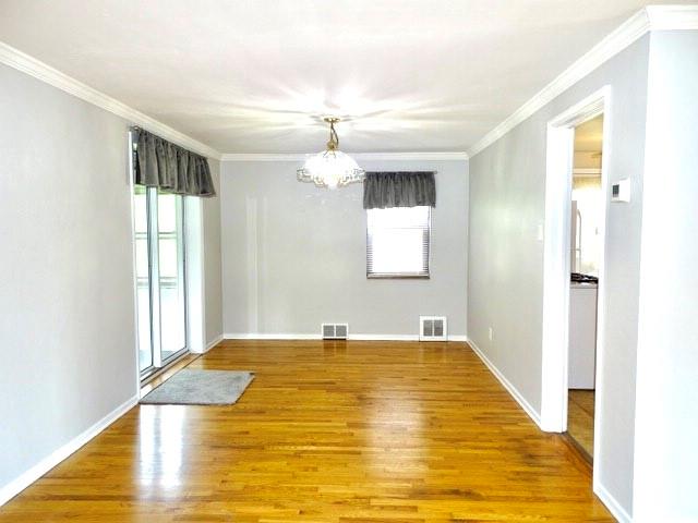 5388 Highgrove Road Pittsburgh, PA 15234 - Photo 9 of 25 Gallery Image 9