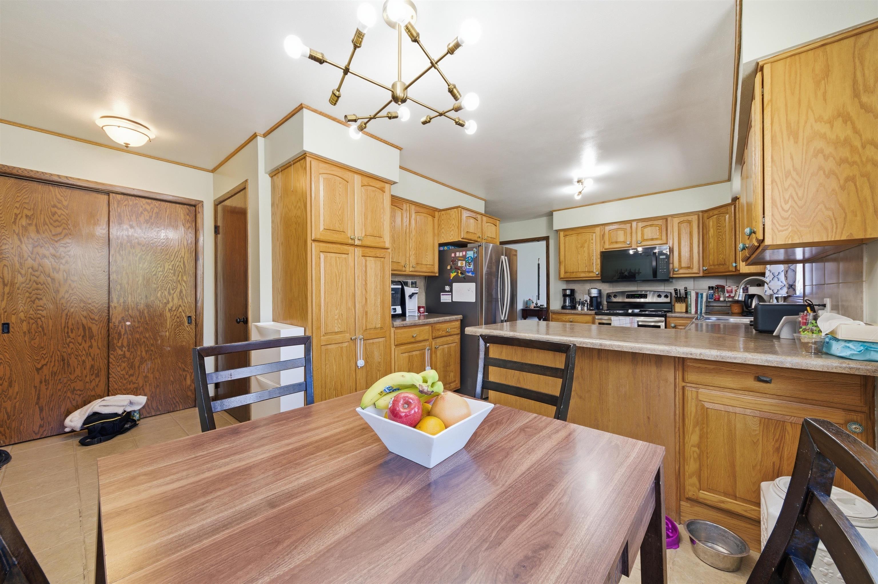 810 Laird Street Marshfield, WI 54449 - Photo 5 of 47