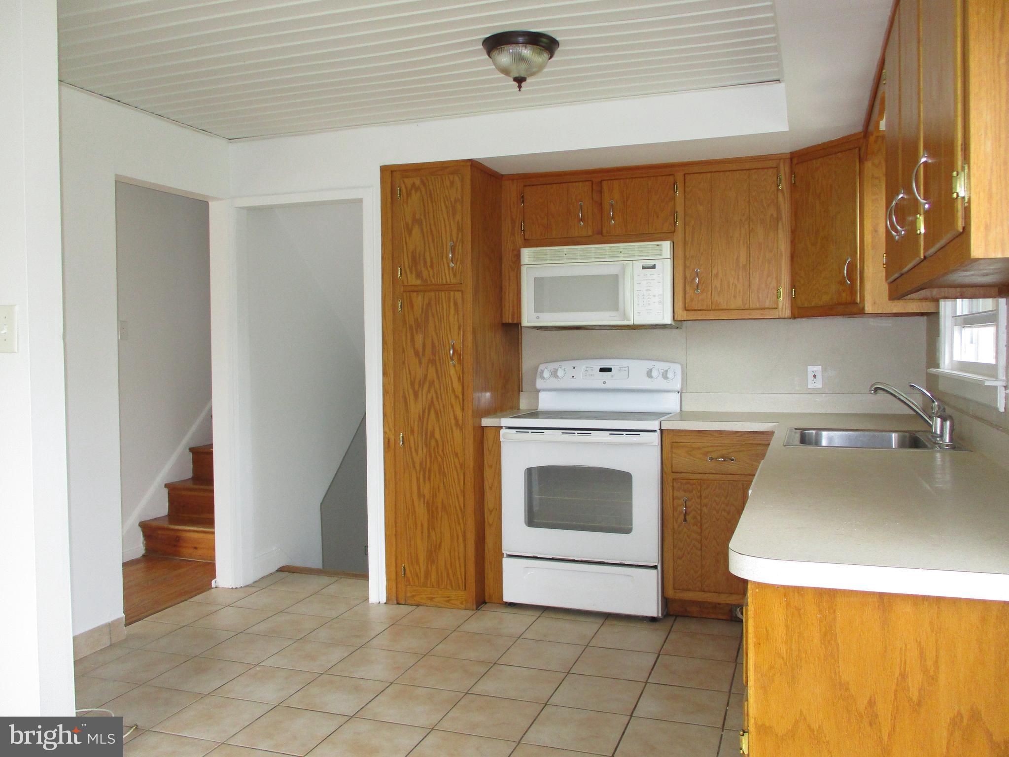 409 Goodwin Road Hatboro, PA 19040 - Photo 12 of 22 Gallery Image 12