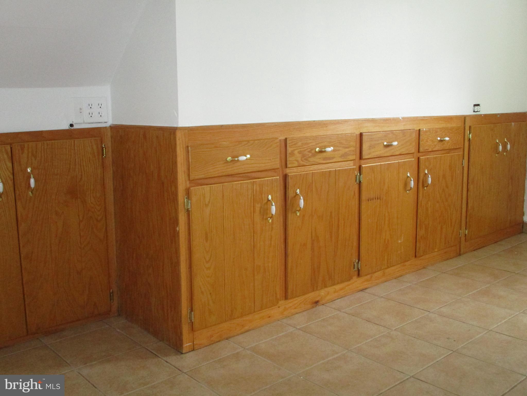 409 Goodwin Road Hatboro, PA 19040 - Photo 18 of 22 Gallery Image 18