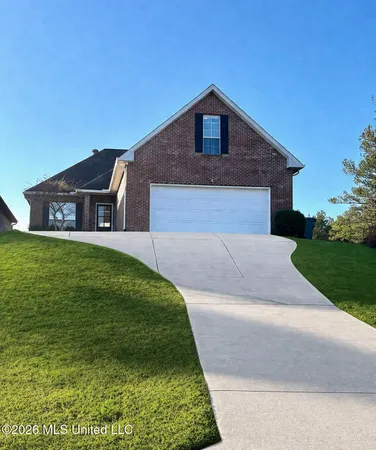 $305,000 | 753 Muirfield Drive, Starkville, MS 39759