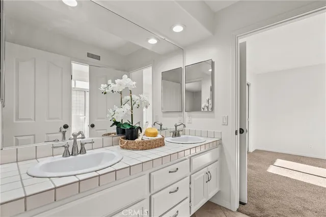 $1,785,000 | 964 South Ladan Lane, Anaheim Hills, CA 92808