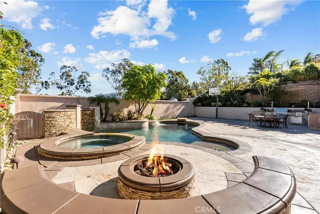 $1,785,000 | 964 South Ladan Lane, Anaheim Hills, CA 92808