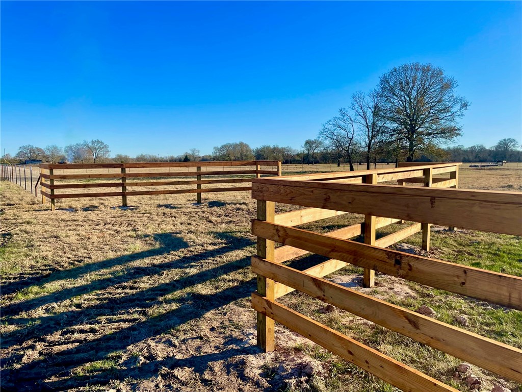 6855 Harbert Road Bryan, TX 77808 - Photo 2 of 16