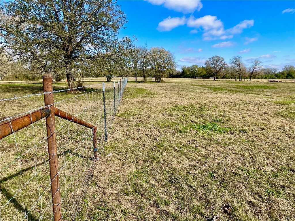 6855 Harbert Road Bryan, TX 77808 - Photo 6 of 16