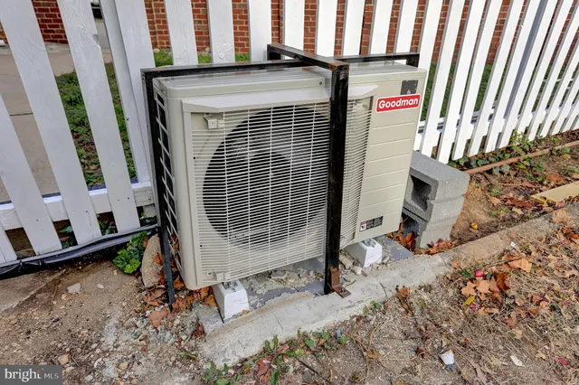 $2,500 | 3202 Dudley Avenue, Baltimore, MD 21213