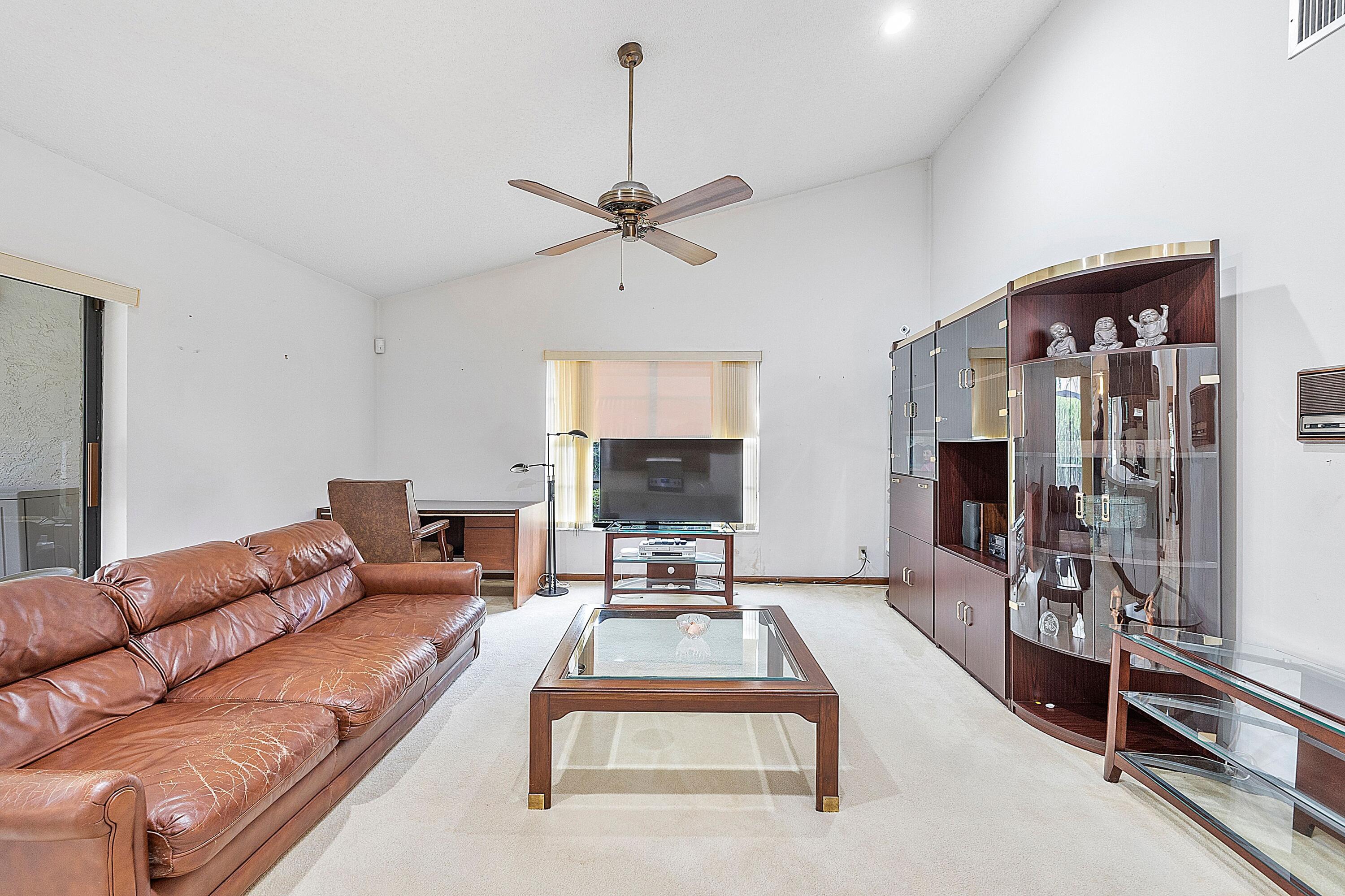 2684 Northwest 27th Terrace Boca Raton, FL 33434 - Photo 17 of 42 FAMILY RM