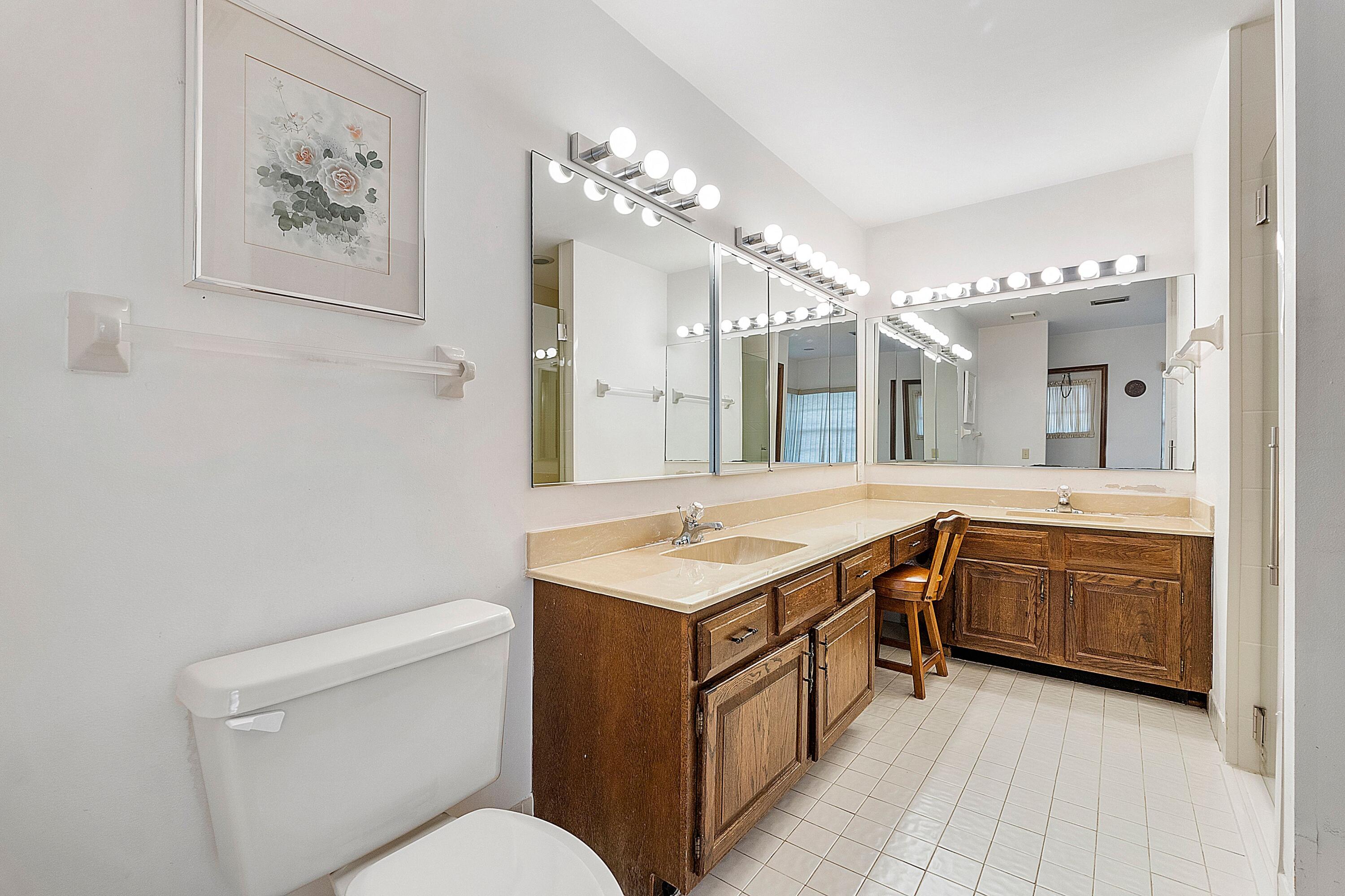2684 Northwest 27th Terrace Boca Raton, FL 33434 - Photo 25 of 42 MASTER BA RM