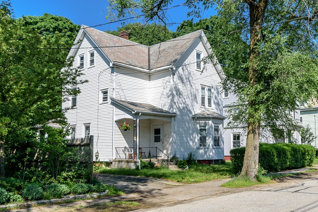 110 Riverside Street Watertown, MA 02472 - Photo 1 of 26 Gallery Image 1