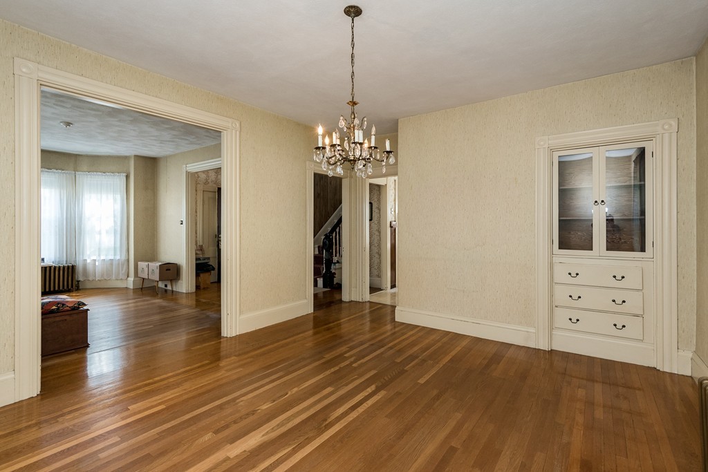 110 Riverside Street Watertown, MA 02472 - Photo 12 of 26 Gallery Image 12