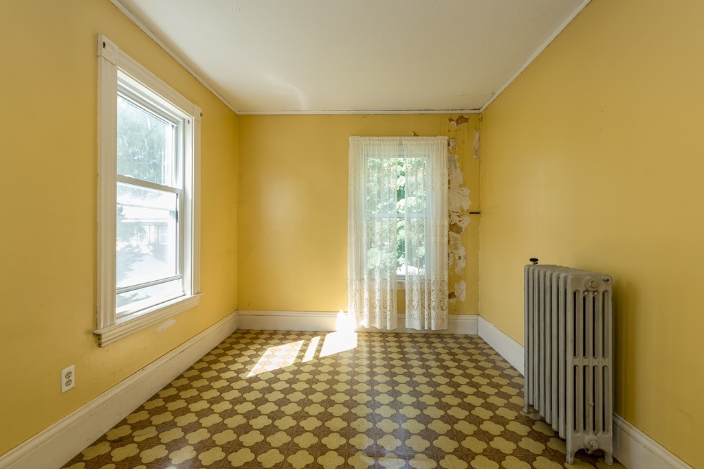 110 Riverside Street Watertown, MA 02472 - Photo 20 of 26 Gallery Image 20
