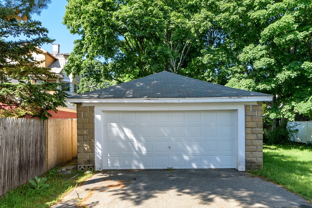 110 Riverside Street Watertown, MA 02472 - Photo 25 of 26 Gallery Image 25