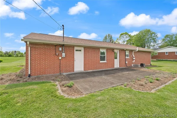 $239,900 | 28 North Hollye Drive, Corydon, IN 47112