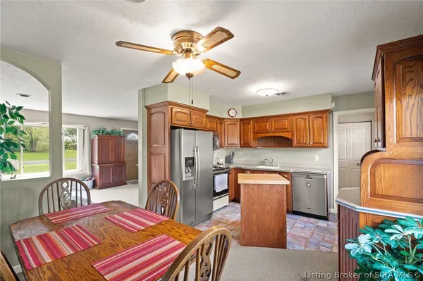 $239,900 | 28 North Hollye Drive, Corydon, IN 47112