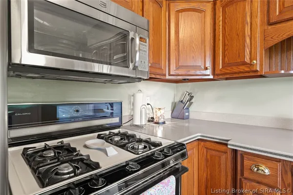 $239,900 | 28 North Hollye Drive, Corydon, IN 47112