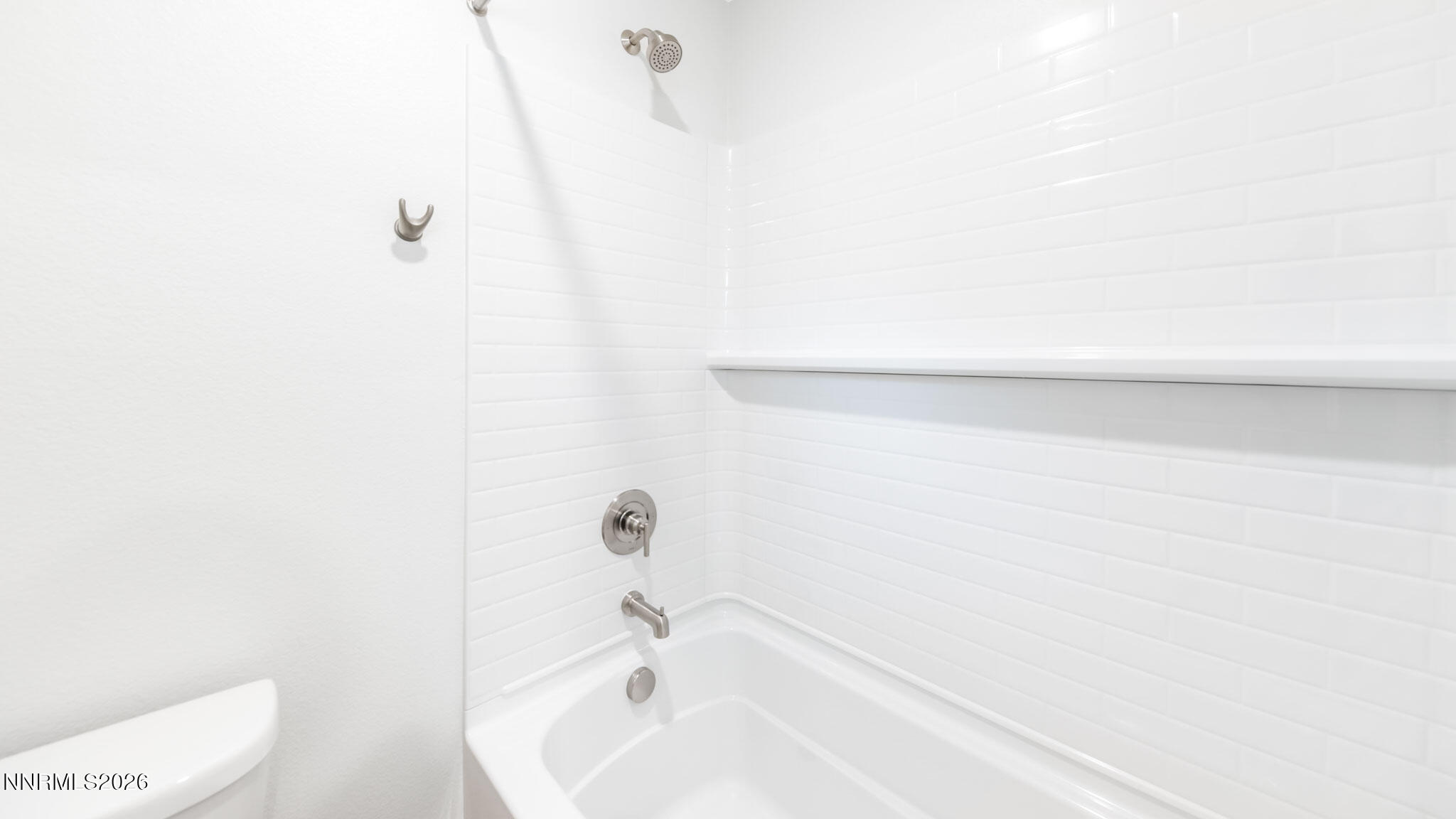 1163 Arrastra Road Reno, NV 89512 - Photo 24 of 29 Secondary Bathroom