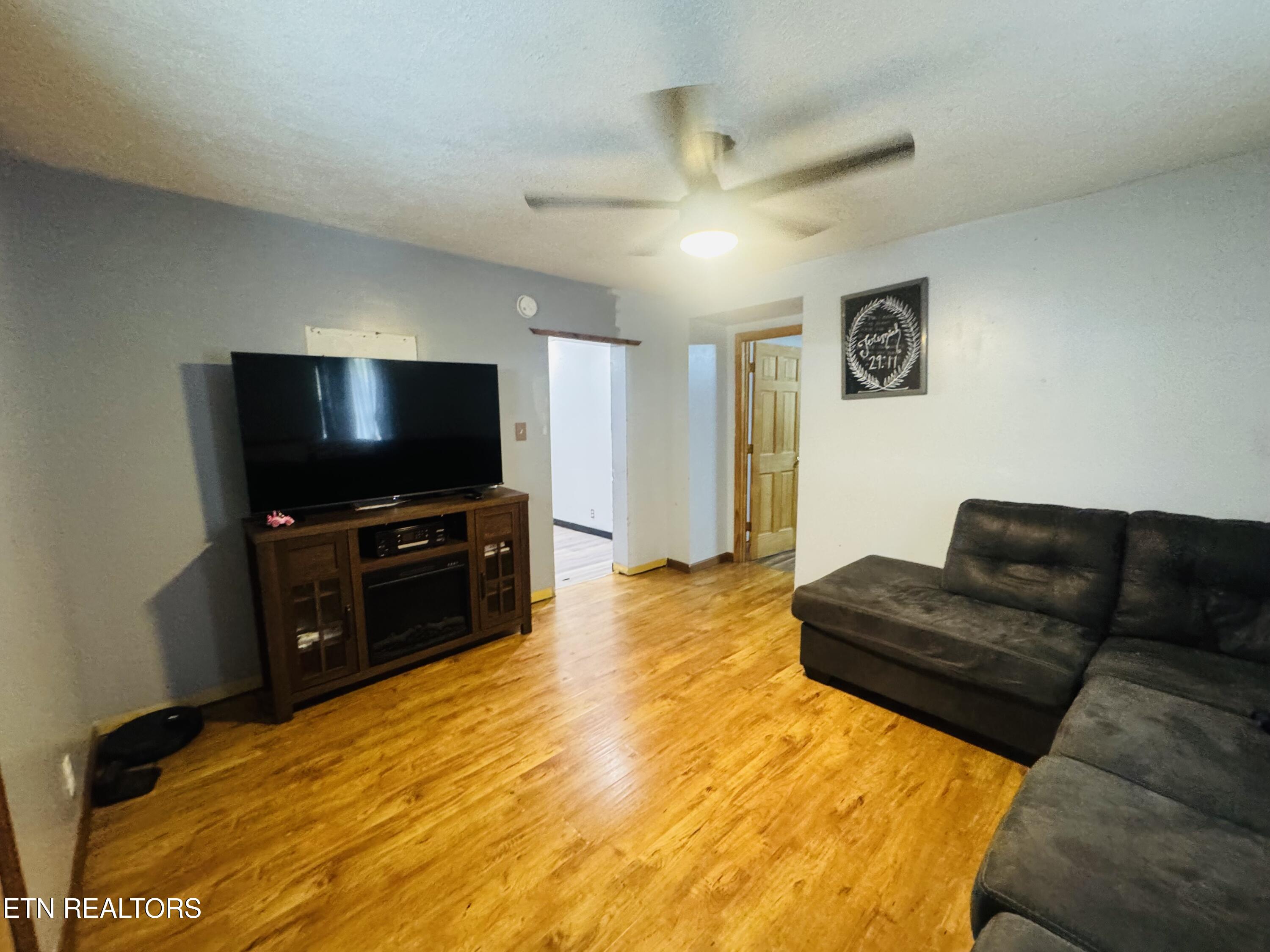 812 Andys Ridge Road Briceville, TN 37710 - Photo 3 of 24 FullSizeRender