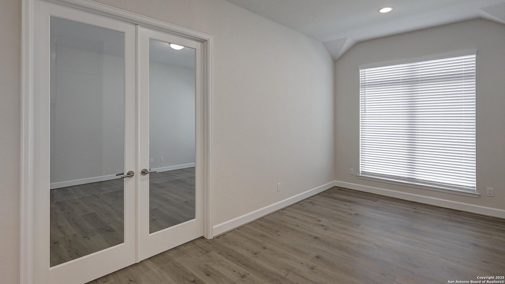 112 Tortuga Boerne, TX 78006 - Photo 11 of 31