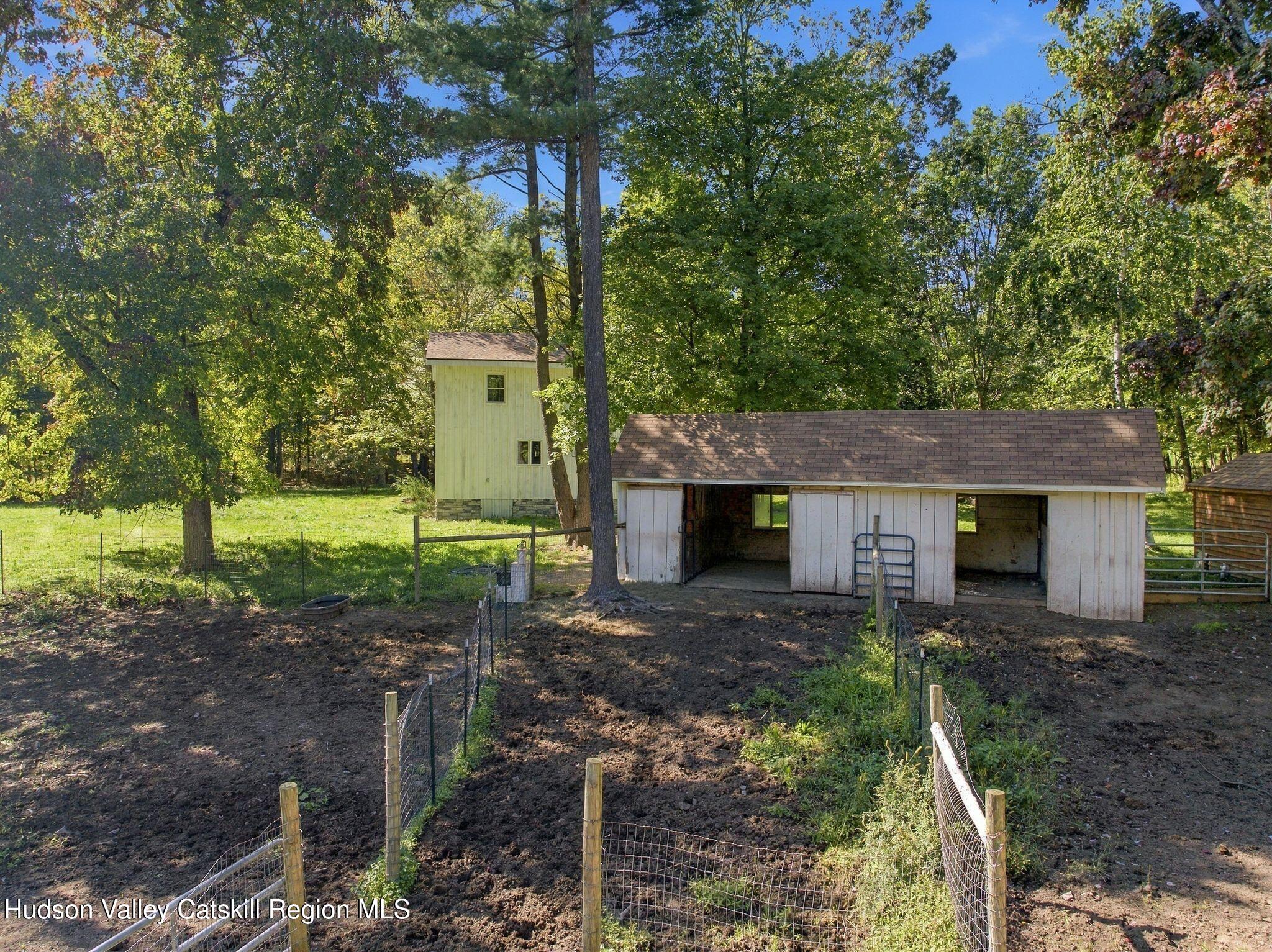 952 Ira Vail Road Leeds, NY 12451 - Photo 21 of 32 22
