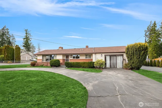 $899,000 | 15928 56th Avenue West, Edmonds, WA 98026