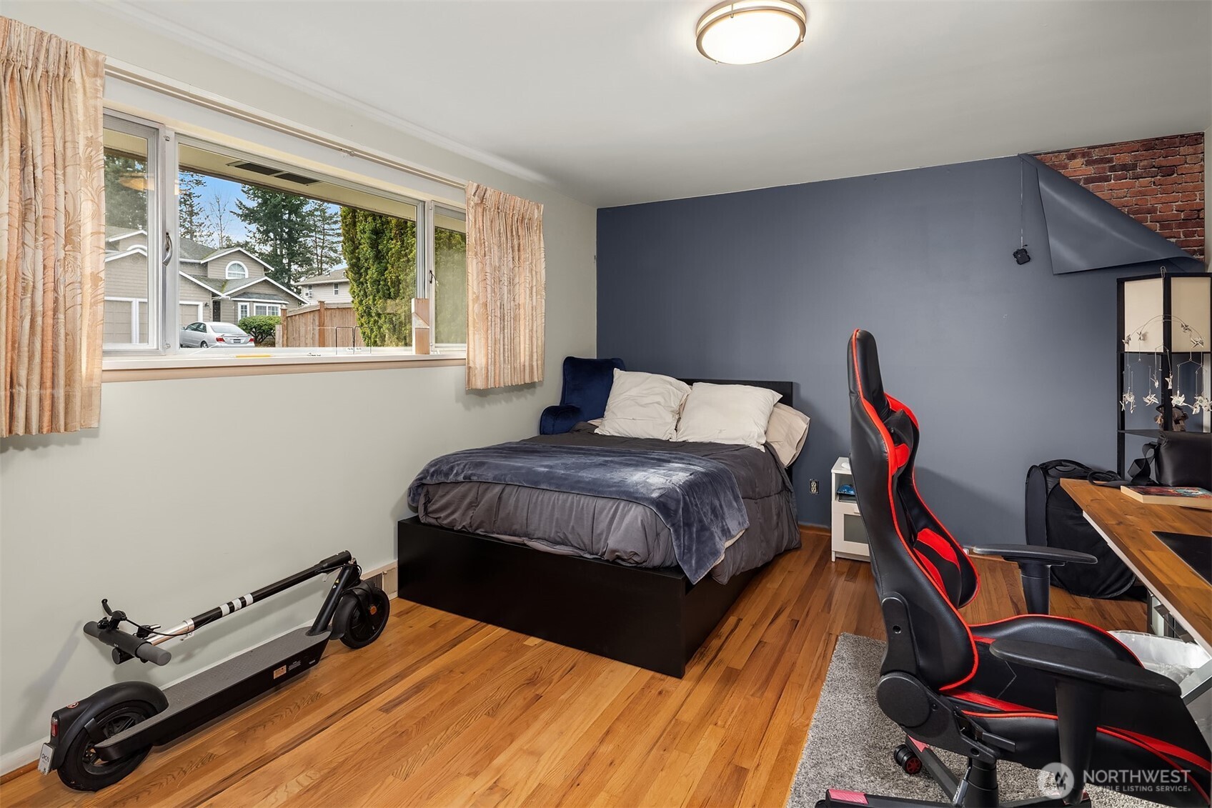 15928 56th Avenue West Edmonds, WA 98026 - Photo 12 of 19