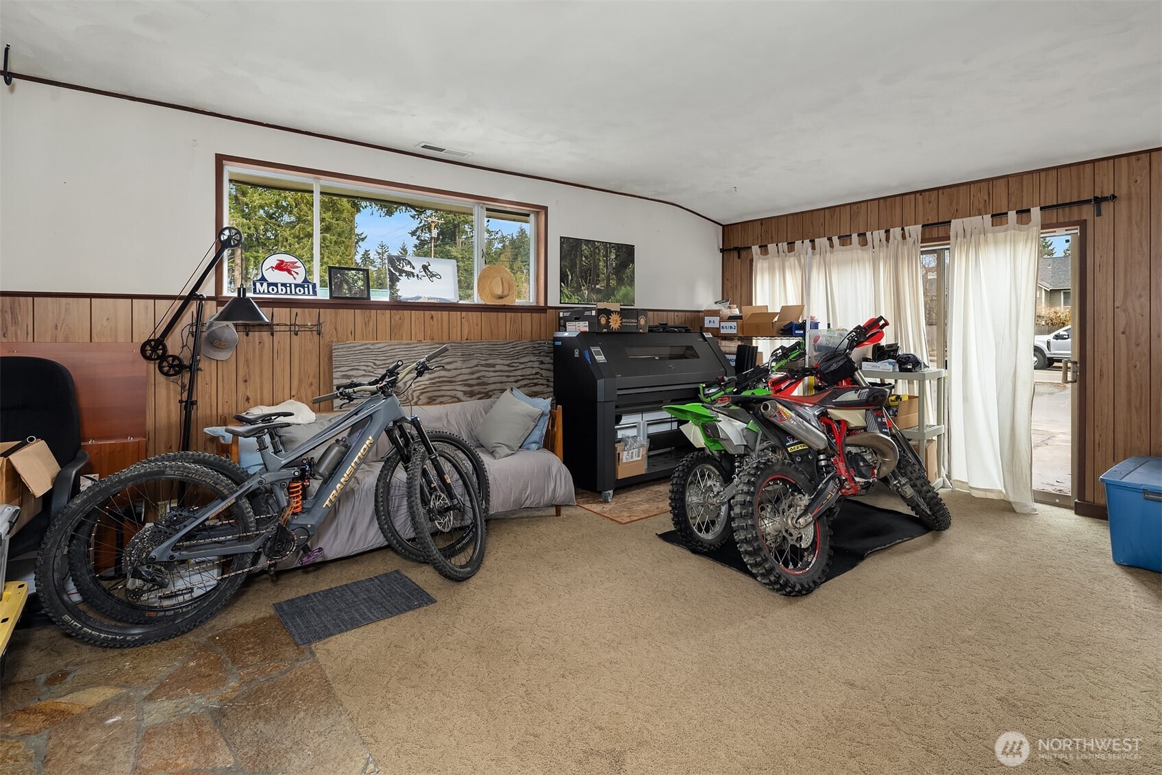 15928 56th Avenue West Edmonds, WA 98026 - Photo 14 of 19