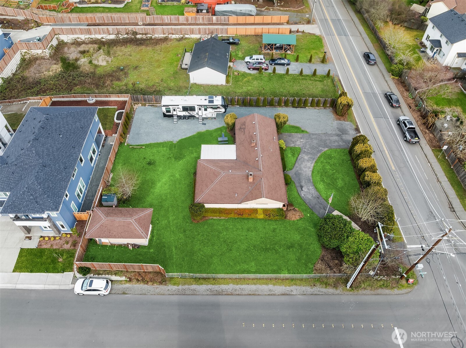 15928 56th Avenue West Edmonds, WA 98026 - Photo 3 of 19