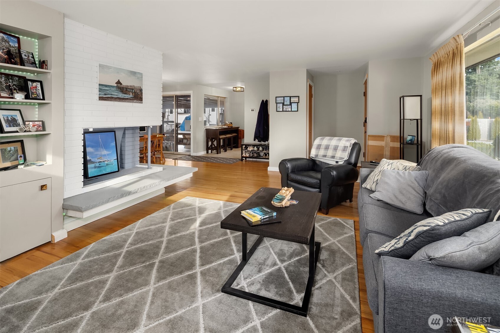 15928 56th Avenue West Edmonds, WA 98026 - Photo 8 of 19