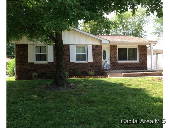 2073 Scarbrough Road Springfield, IL 62702 - Photo 1 of 24